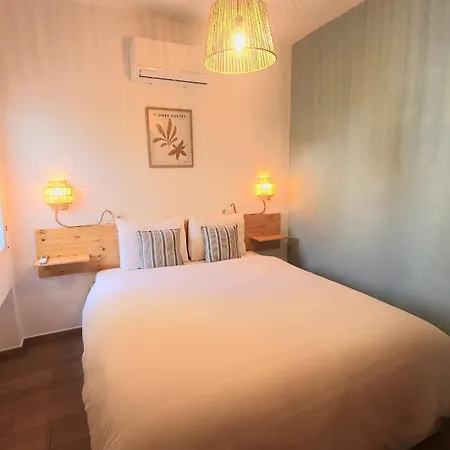 Authentic Spanish House With Terrace 10min Walk * Marbella