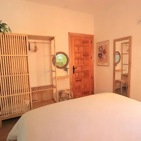 Authentic Spanish House With Terrace 10min Walk Apartment *